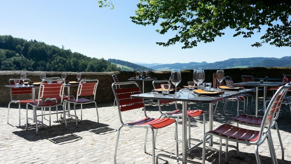 Фото Burgdorf Castle Youth Hostel