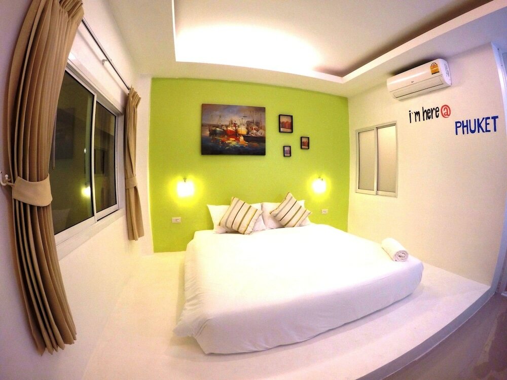 Фото At We Patong Guest House
