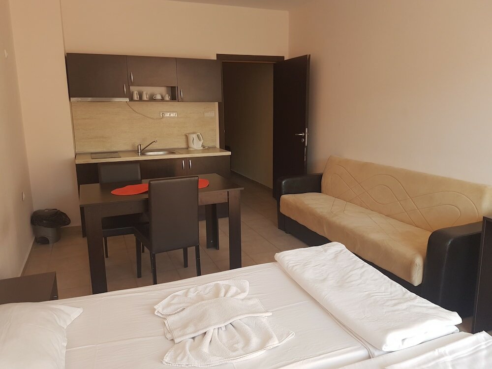 Фото Sea Breeze Pomorie