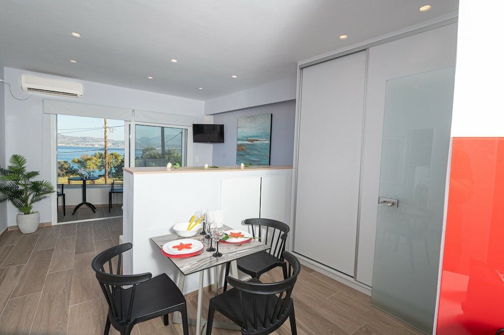 Фото Eleftheria Suites