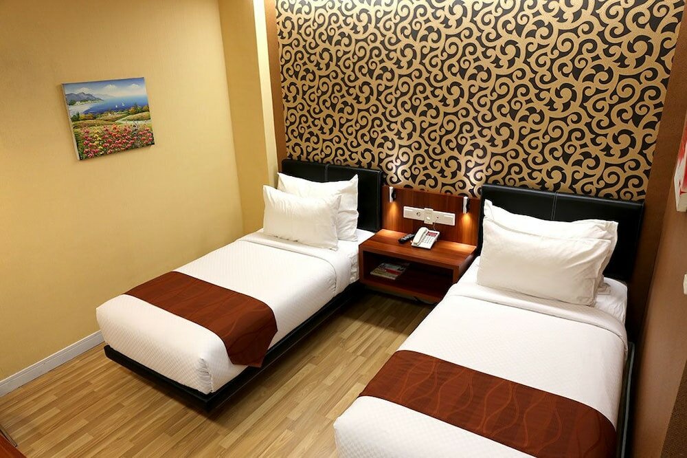 Фото отеля 2