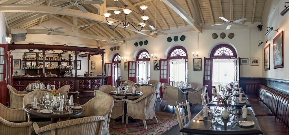 Фото Royal Bar & Hotel