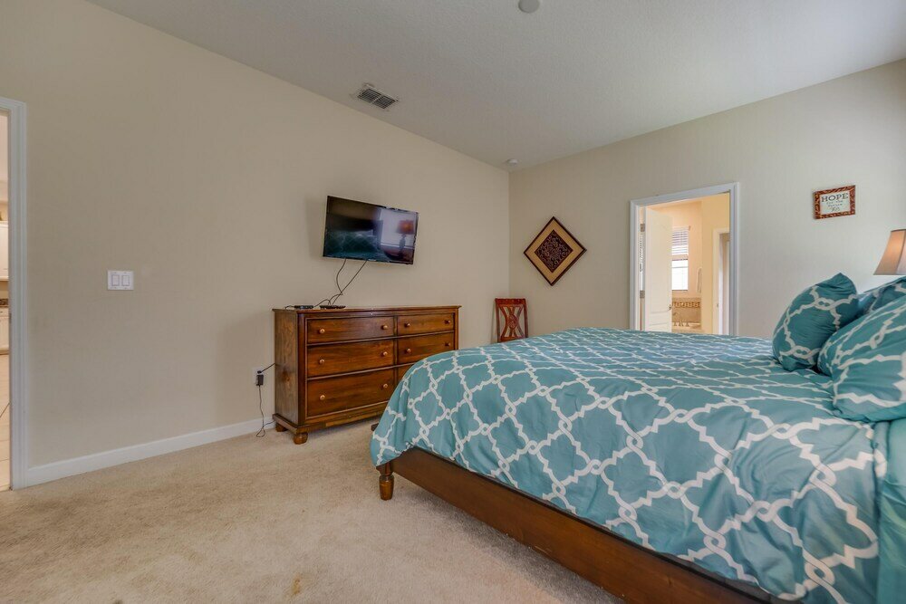 Фото Lei's 9-bedroom Champions Gates Vacation Home