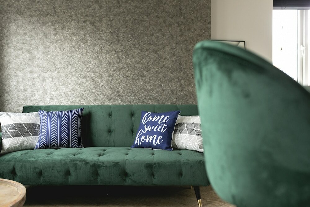 Фото Skyvillion Apartments Cockfosters