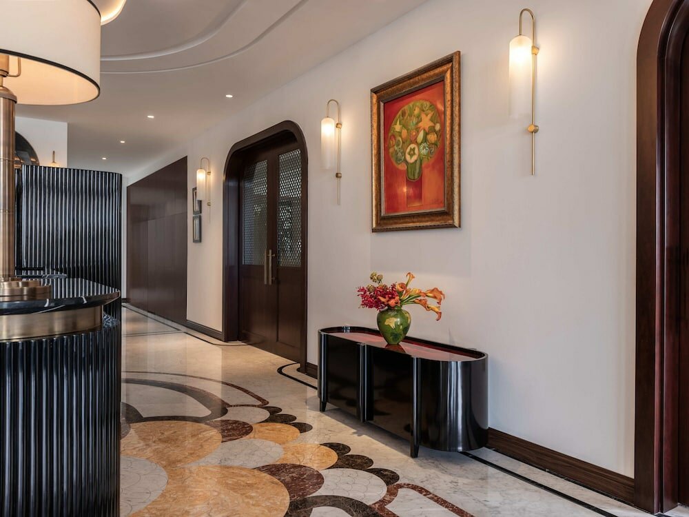 Фото Elegant Mansion 88