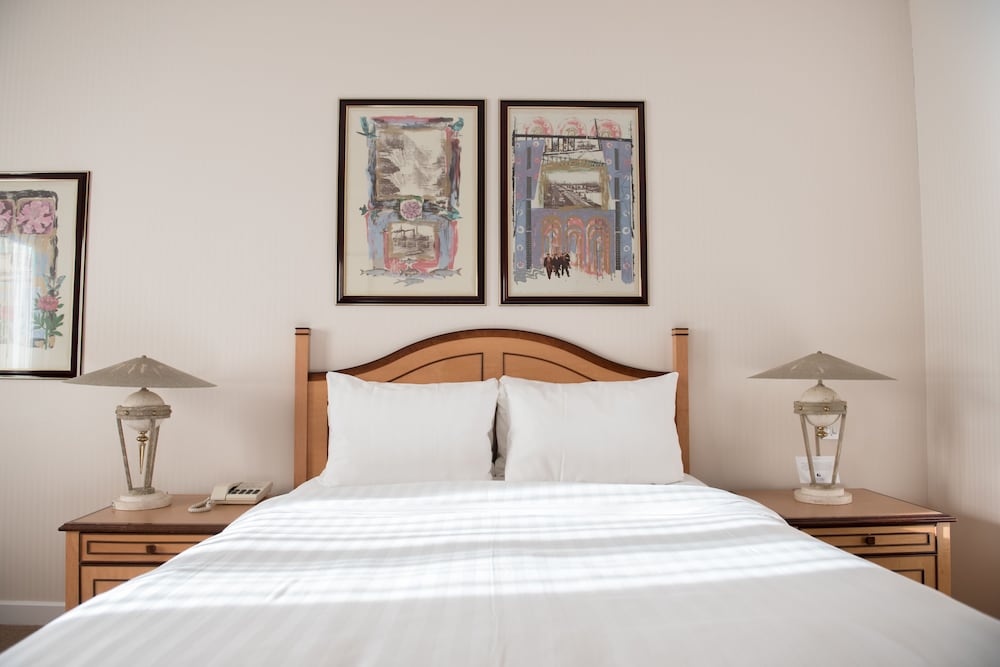 Фото Golden Jubilee Hotel