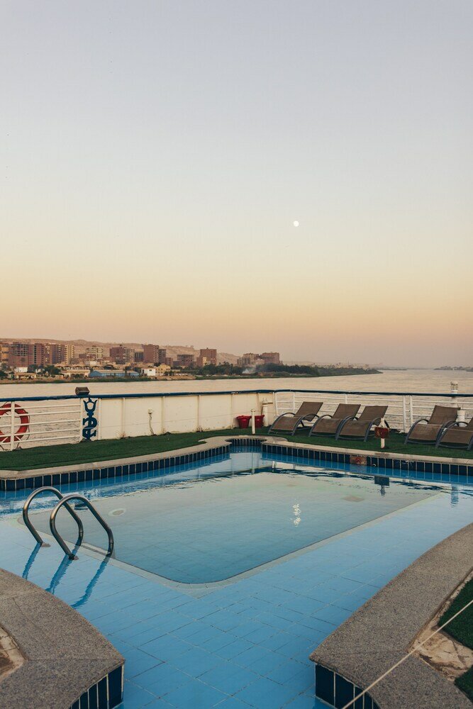 Фото Queen isis floating hotel in minya