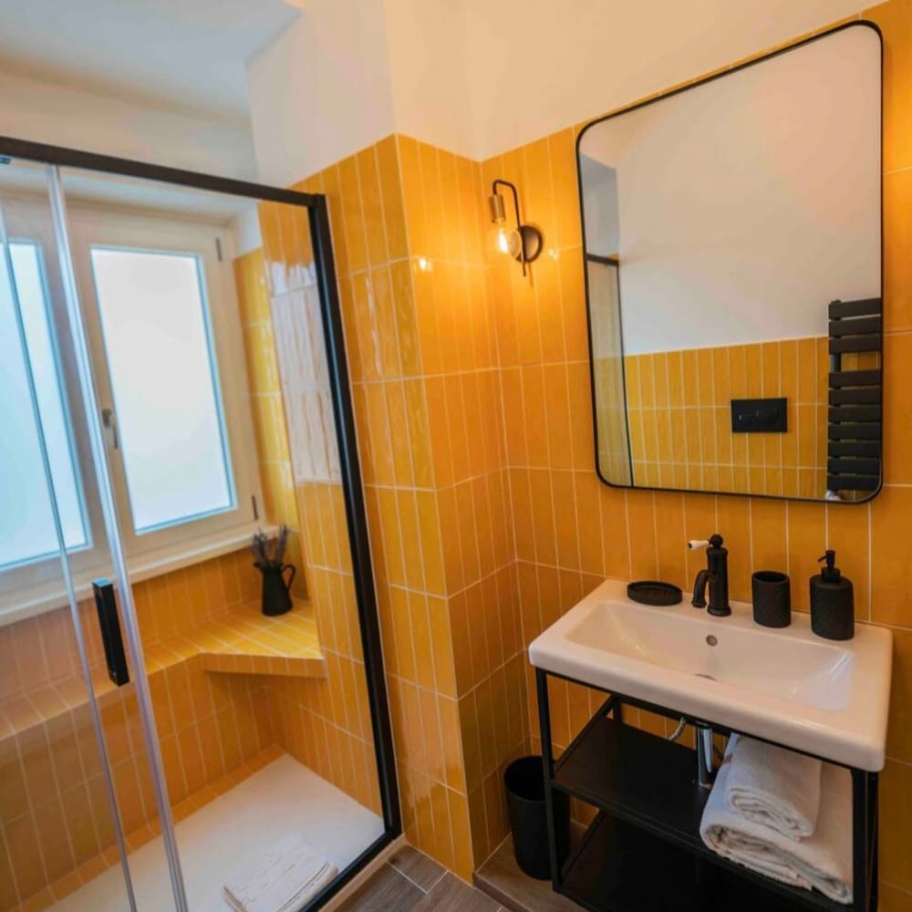 Фото Appartamento moderno a Roma Italia