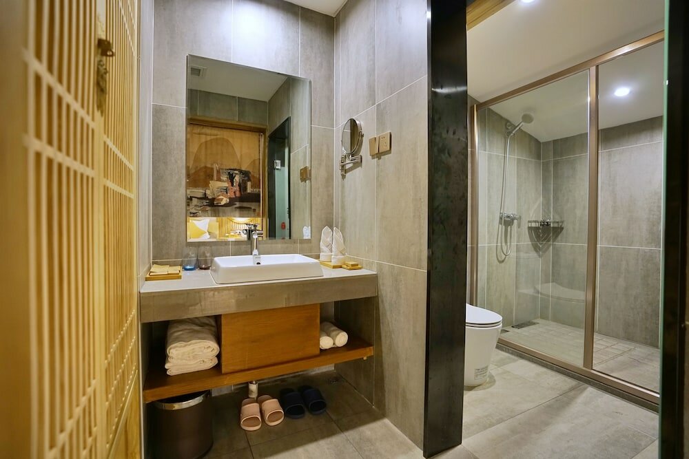 Фото Yuexijiang Boutique Holiday Hotel