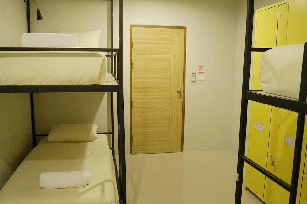 Фото Sunny Hostel Chiangmai @Tha Pae