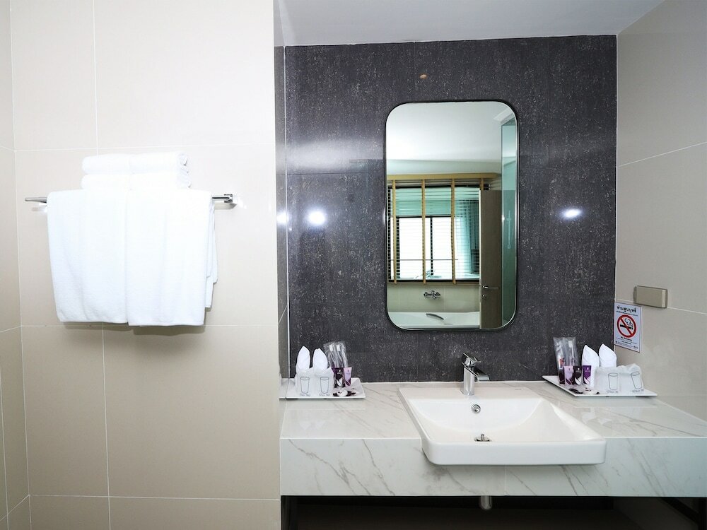 Фото Fortune Hotel SaengChan Beach Rayong