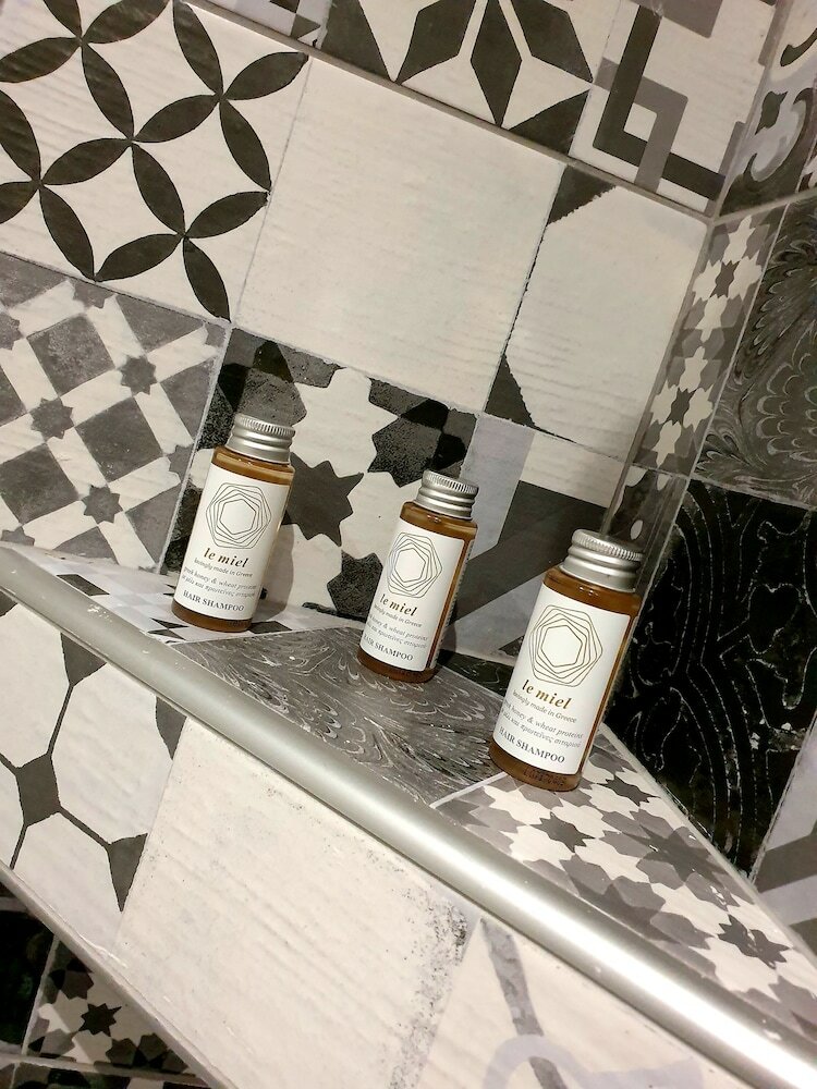 Фото Cosmopolitan Apartments Nilie Suites & Aprts