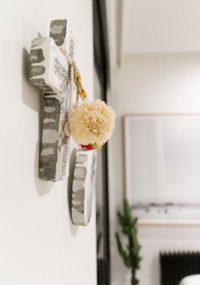 Фото Trendy 1 Bedroom Apartment in the Heart of Collingwood