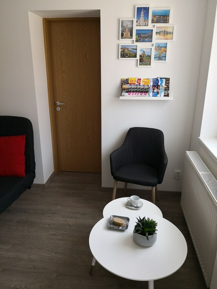 Фото Green Garden Plus Apartman