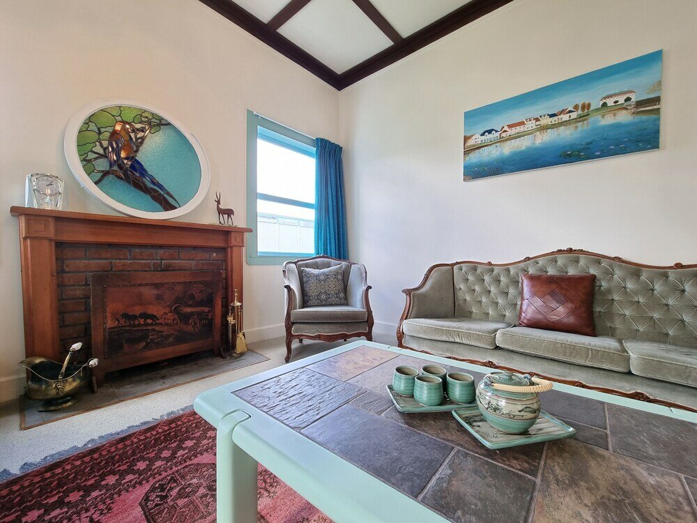 Фото 4 Bedroom Character House Papakura