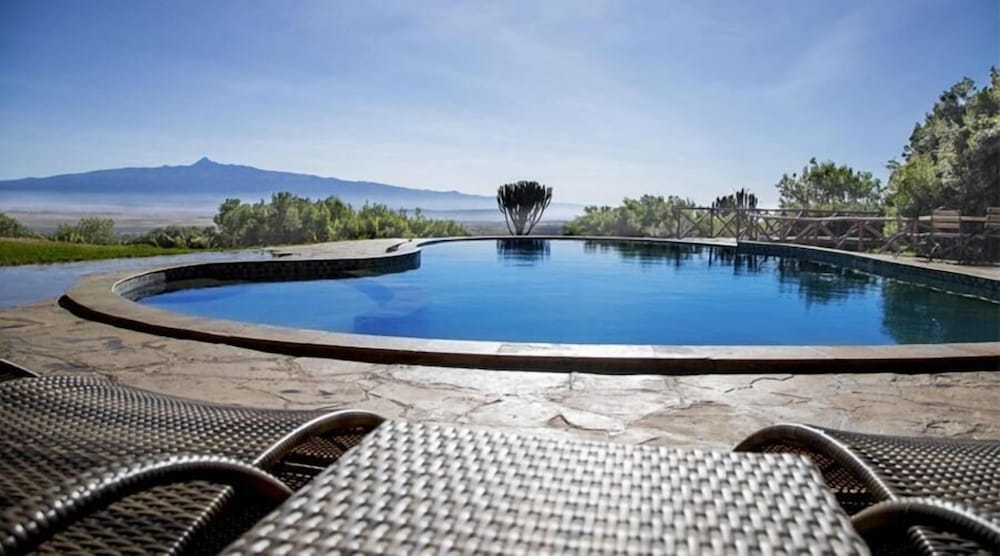 Фото Rhino Watch safari Lodge