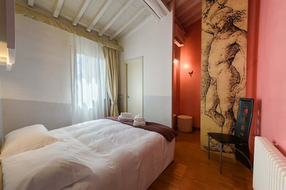 Фото Palazzotto Pitti