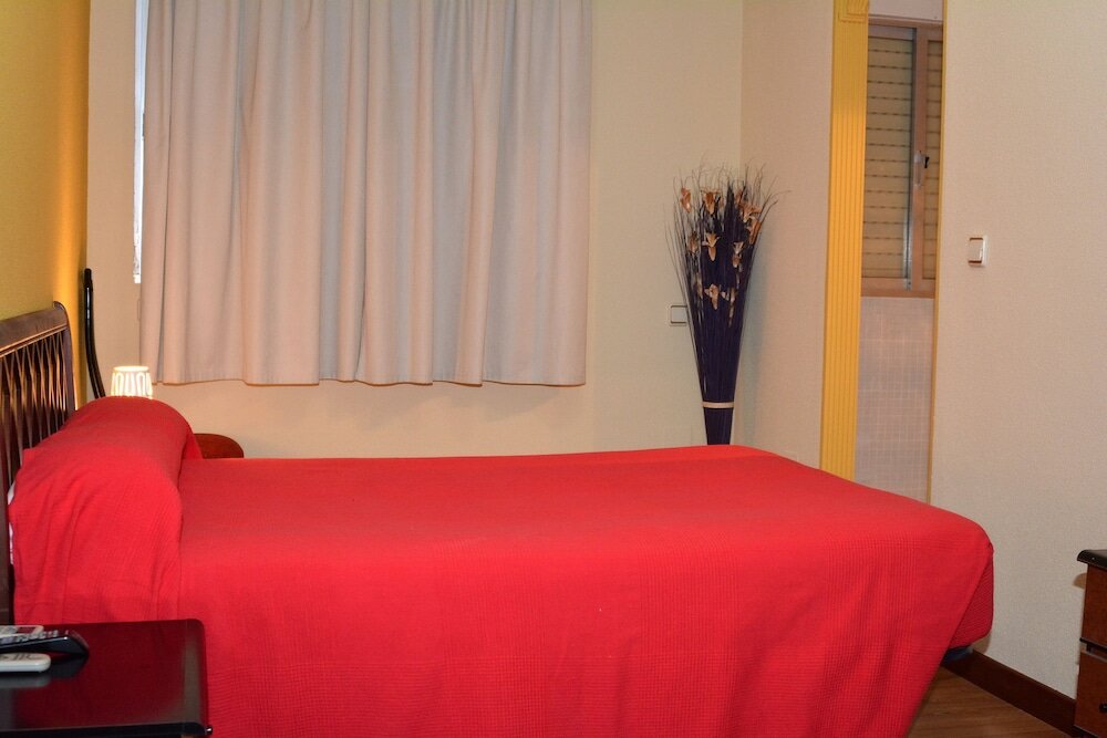 Фото Hostal Gastrobar Carmelo