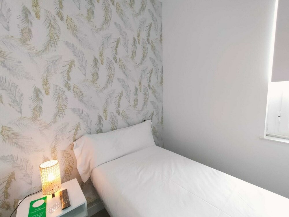 Фото Hostal Gonzala by gaiarooms