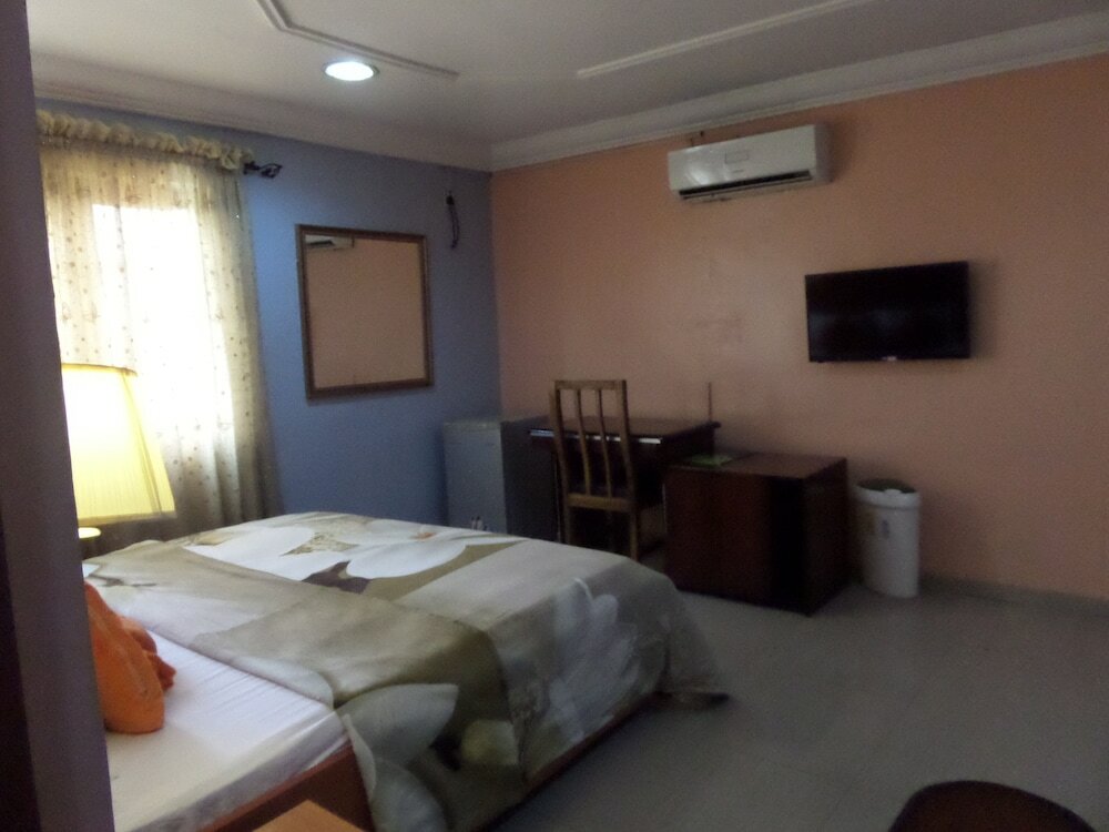 Фото Koltotel Plaza and Suites