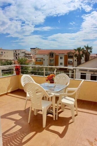 Гостиница Nir Apartments Budva в Черногории