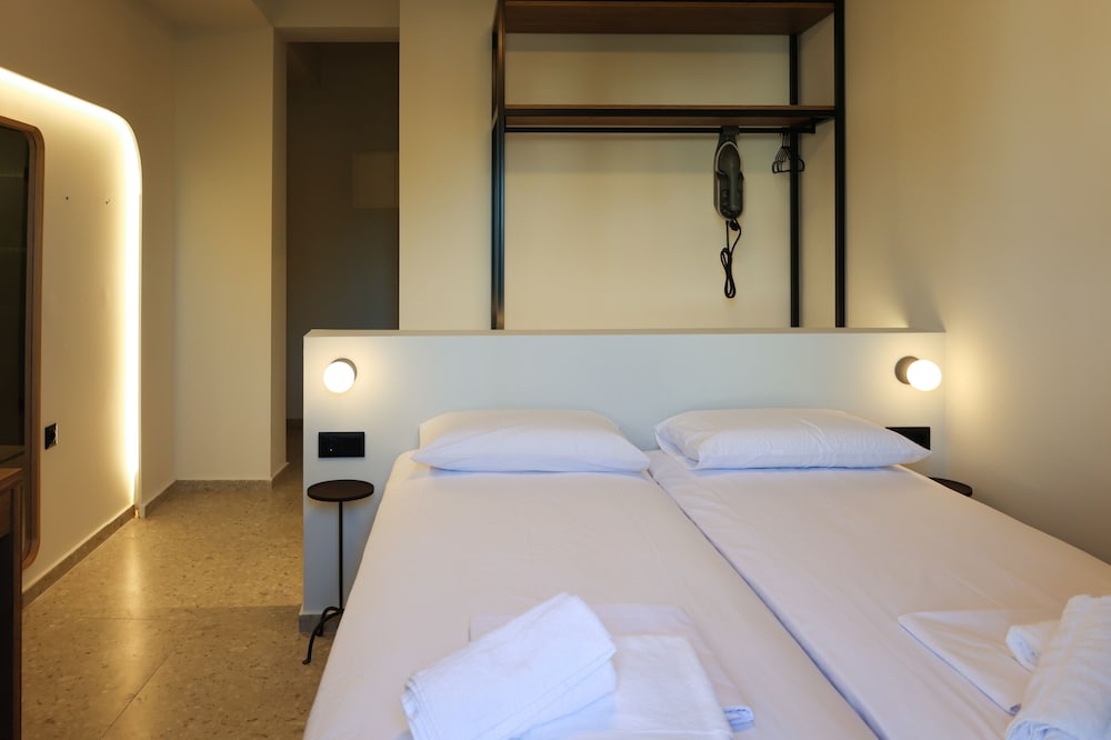 Фото Up Hill Unique Boutique Hotel