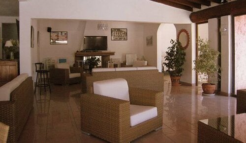 Гостиница Hotel Marina Village - Apartments в Порто-Веккио