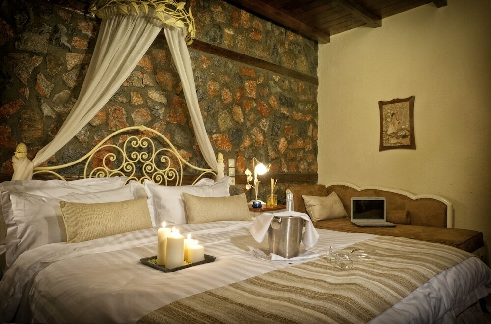 Фото Hotel Kaimak Inn