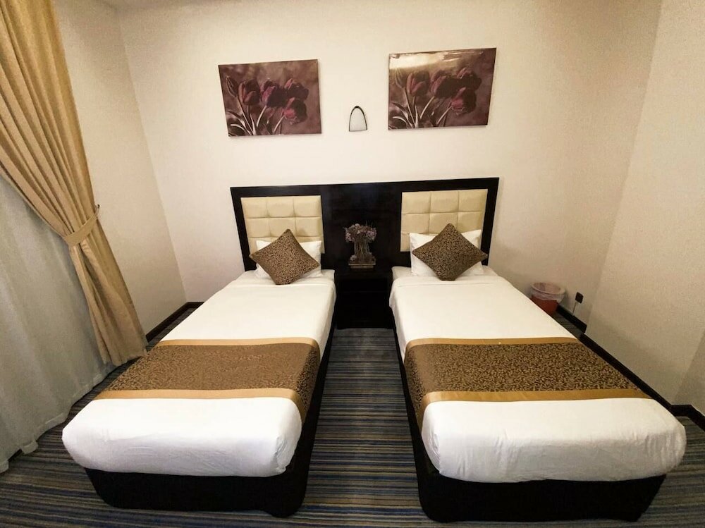 Фото Landmark Hotel - Sari