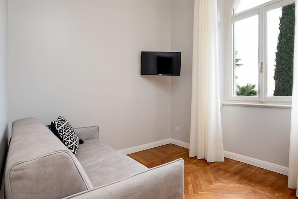 Фото Villa Natalia Luxury rooms