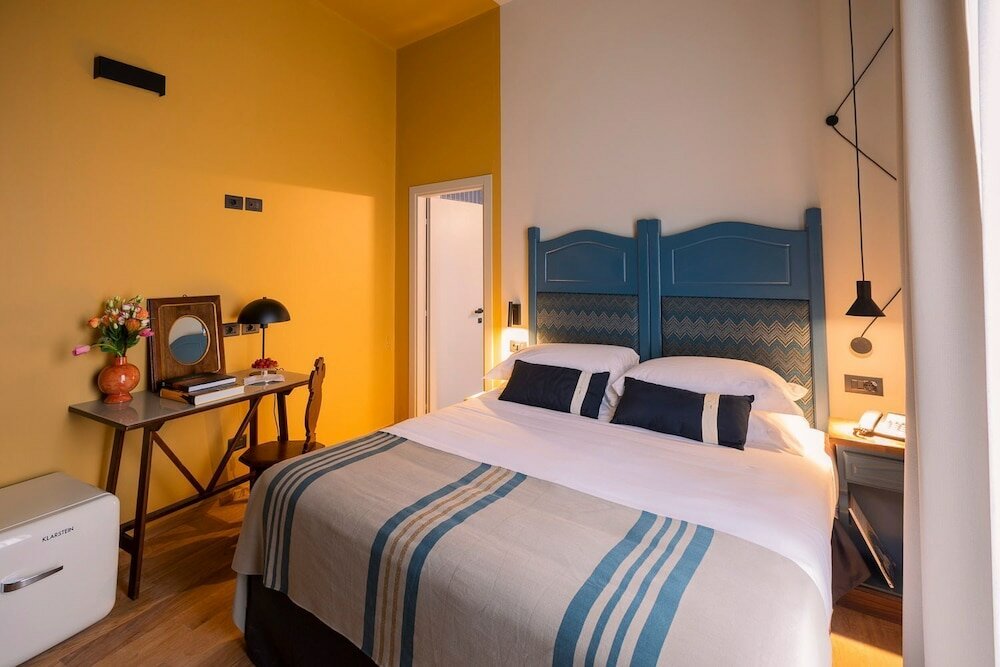 Фото Hotel Priori Secret Garden