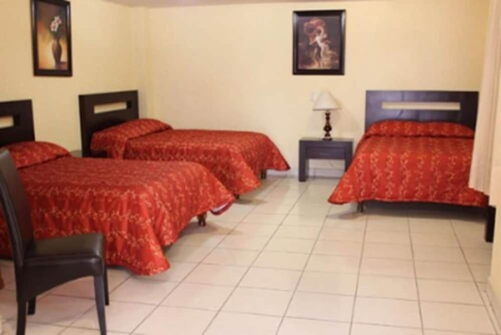 Фото Hotel Conquistadores