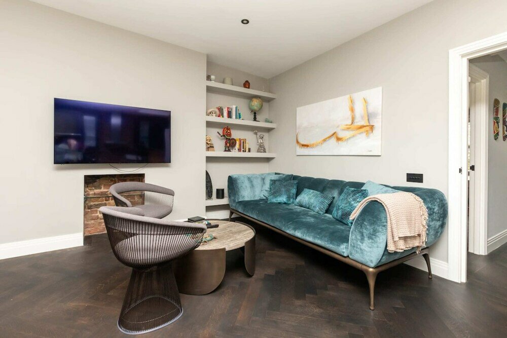 Фото Dazzling Top Floor 1bedroom Flat - Earl's Court!