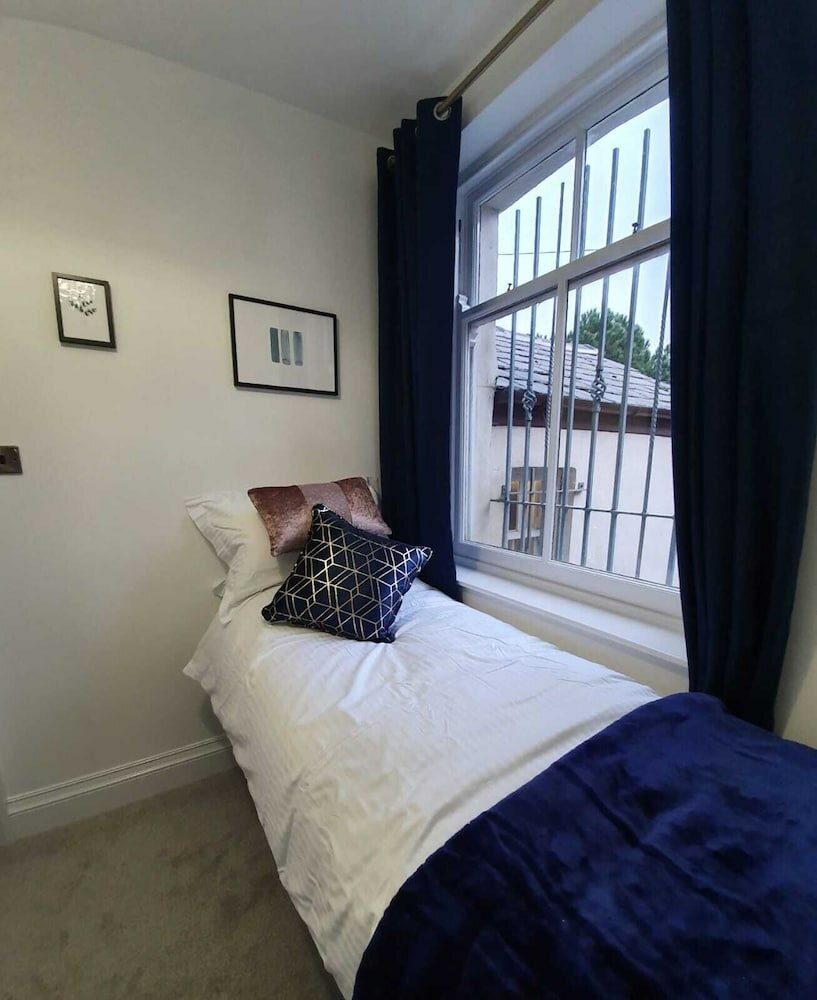 Фото Highcliffe Holiday Apartments