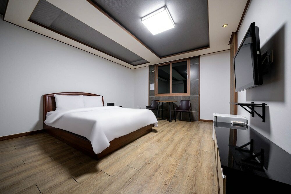 Фото F-one Hotel