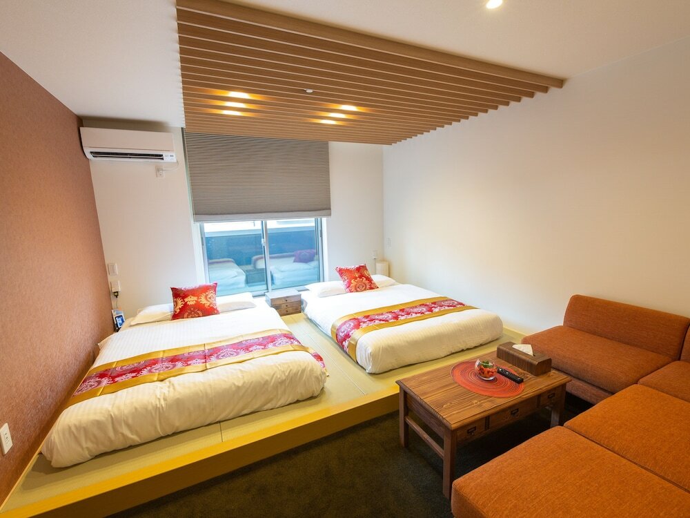 Фото Grand Base Hiroshima Ekimae