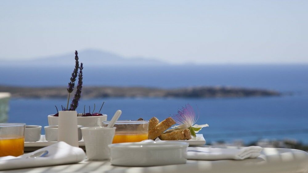 Фото Calme Boutique Hotel Paros- Adults Only