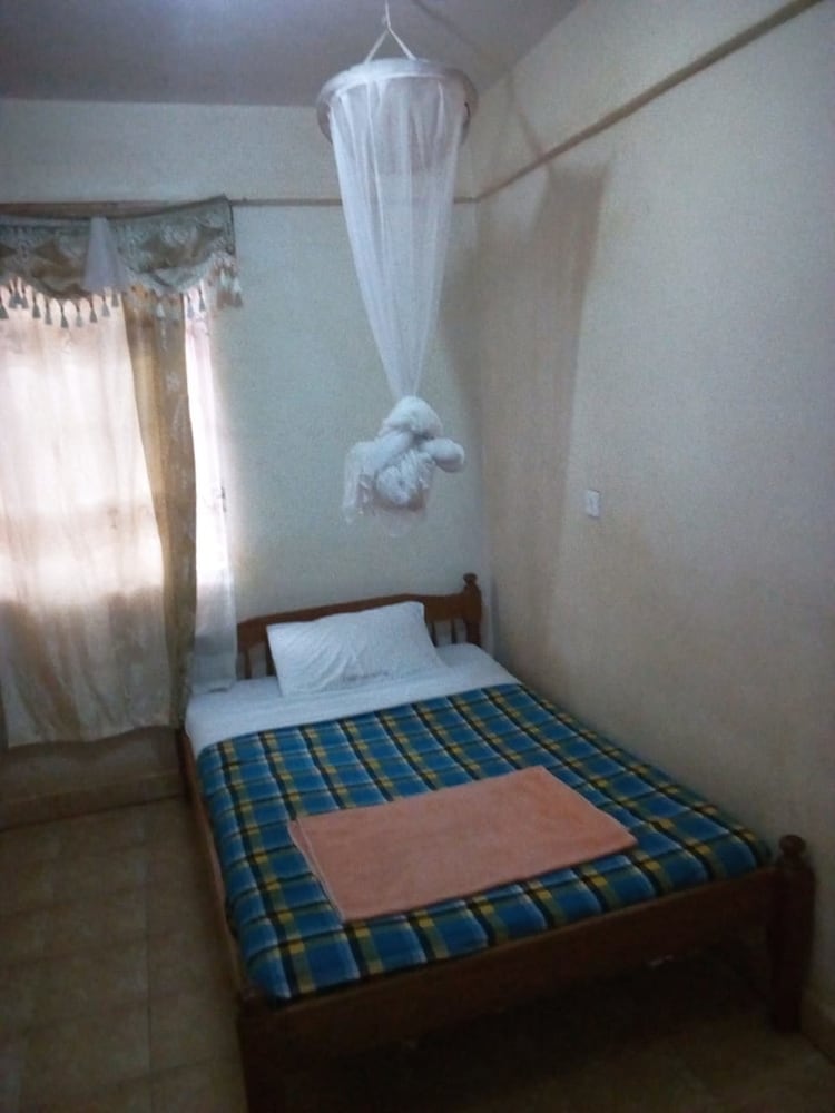 Фото Chrisam Hotel