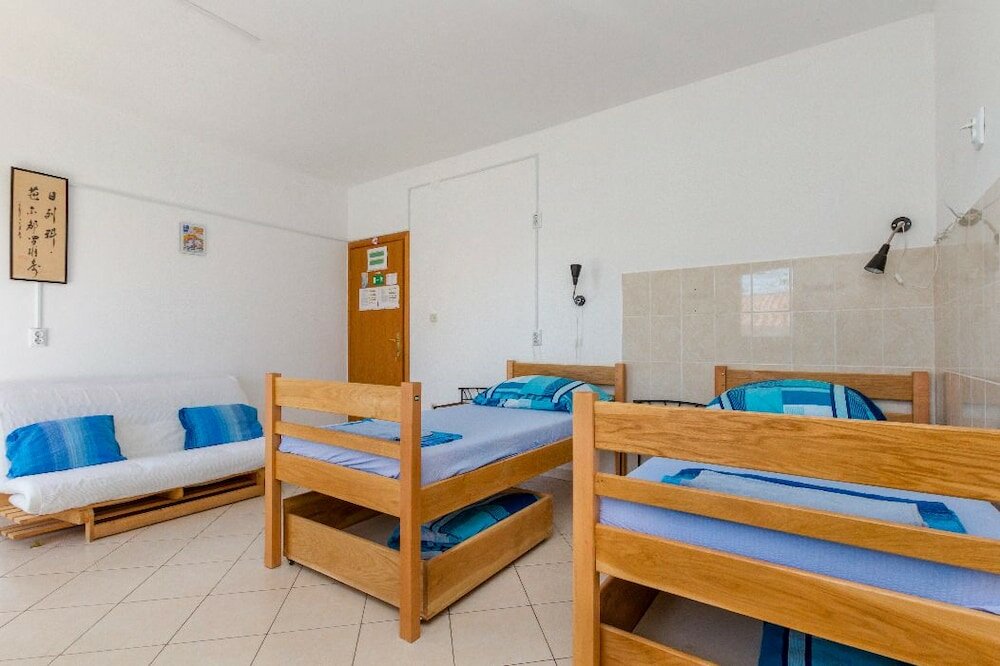 Фото Hostel Oktarin