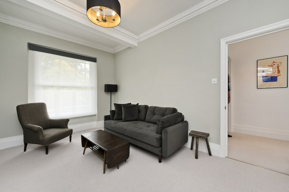 Фото Perfect Pied-a-terre in Clapham by Underthedoormat