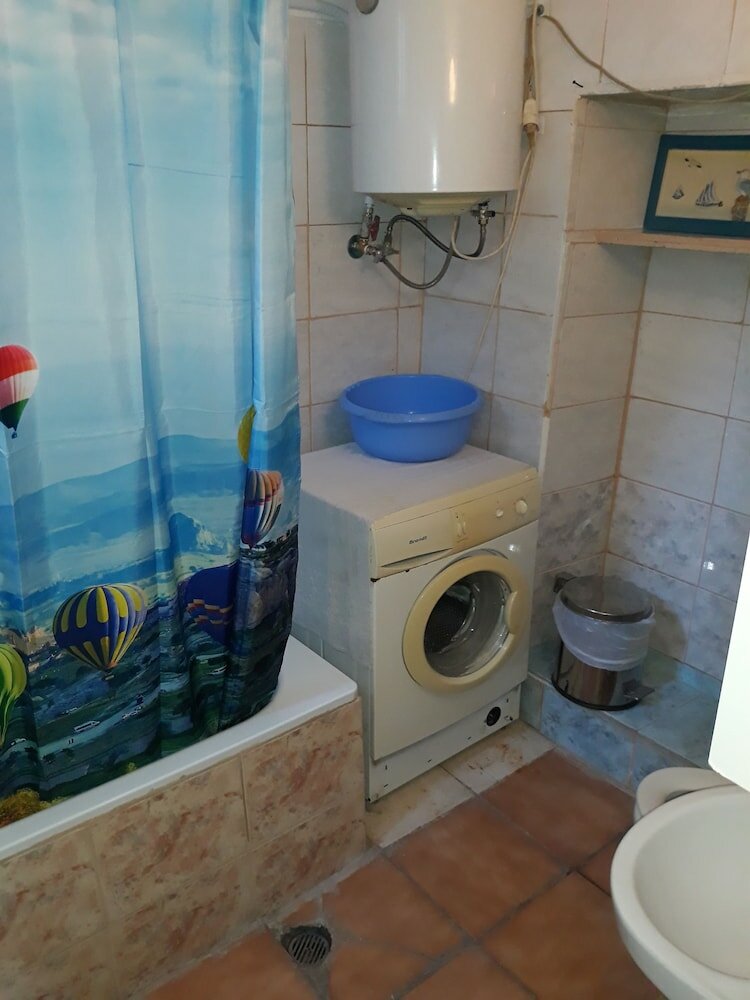 Фото Private House near Port of Piraeus