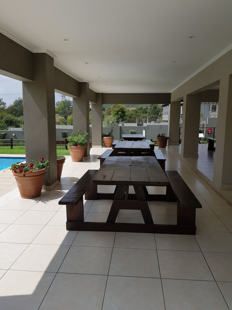 Фото Nova Luxury Suites Saratoga 112