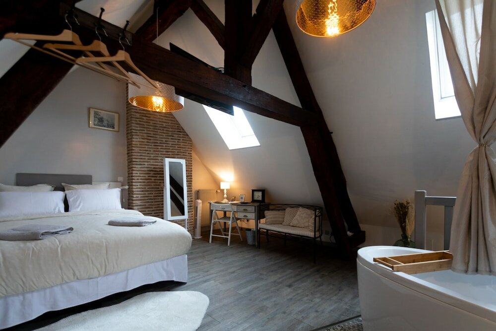 Фото La Tour aux Grains