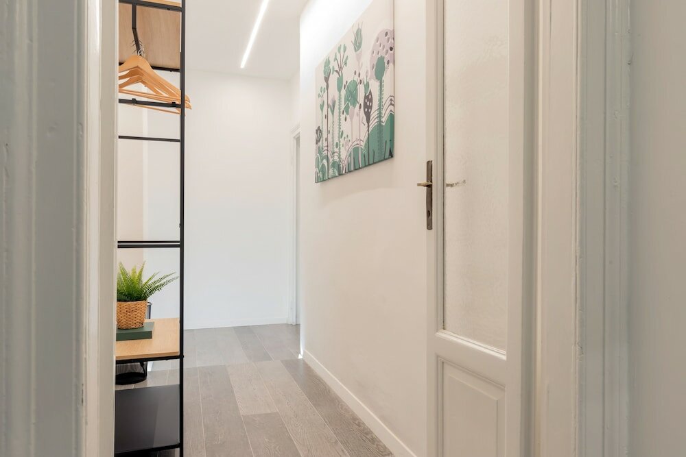 Фото Charming Apartment Milano City Center