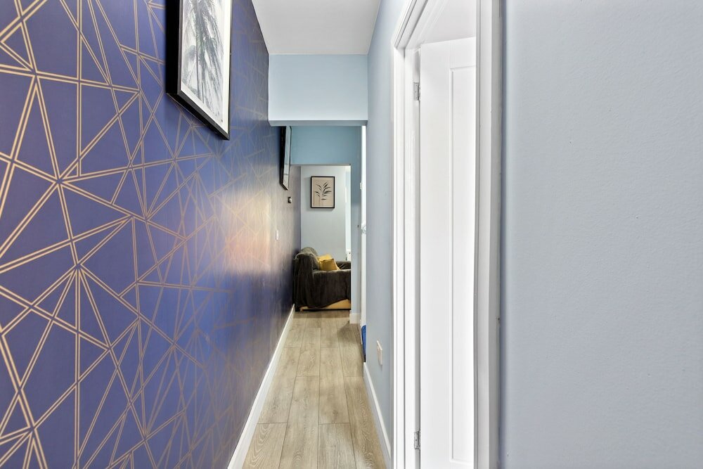 Фото 3 Bedrooms with Fast Wi-Fi