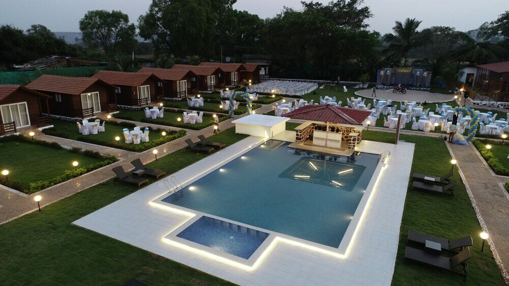 Фото Lazy Bee Cottages Goa