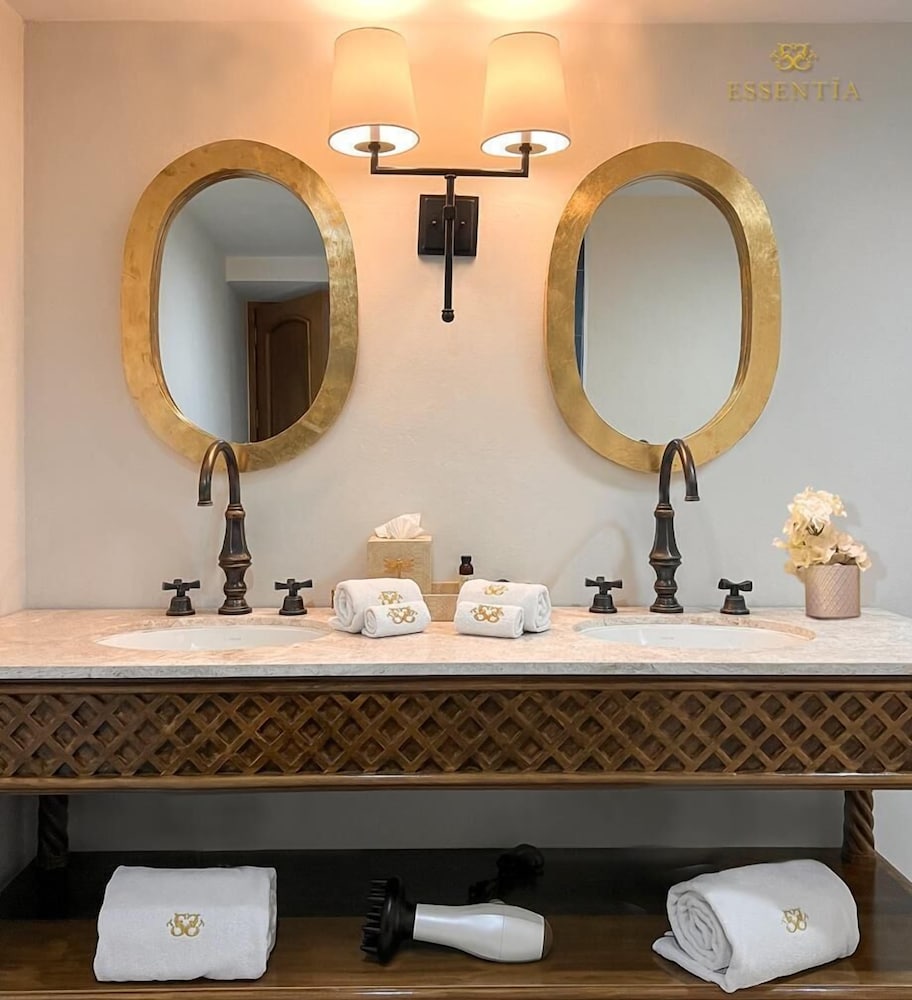 Фото The Essentia Hotel - Sma