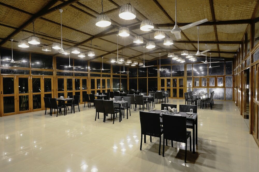 Фото Lazy Bee Cottages Goa