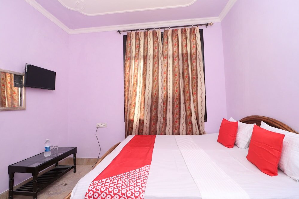 Фото Oyo 37723 Pam And Chand Guest House