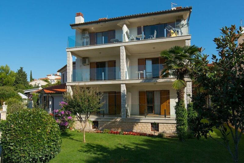 Гостиница Apartments Mira